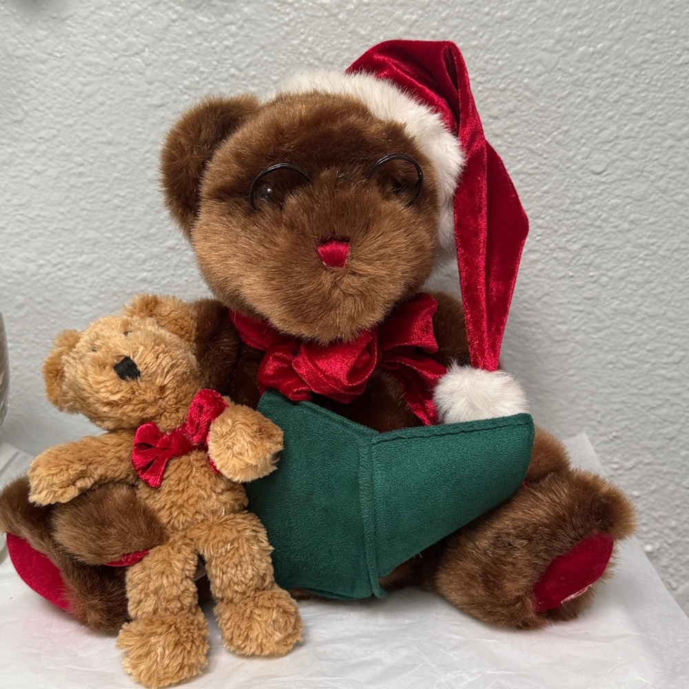 Dan Dee animated plush bear,  designed to read "Twas the Night Before Christmas.